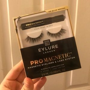 Magnetic Lashes